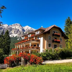 Отель Boutique Blu, Кортина-д'Ампеццо